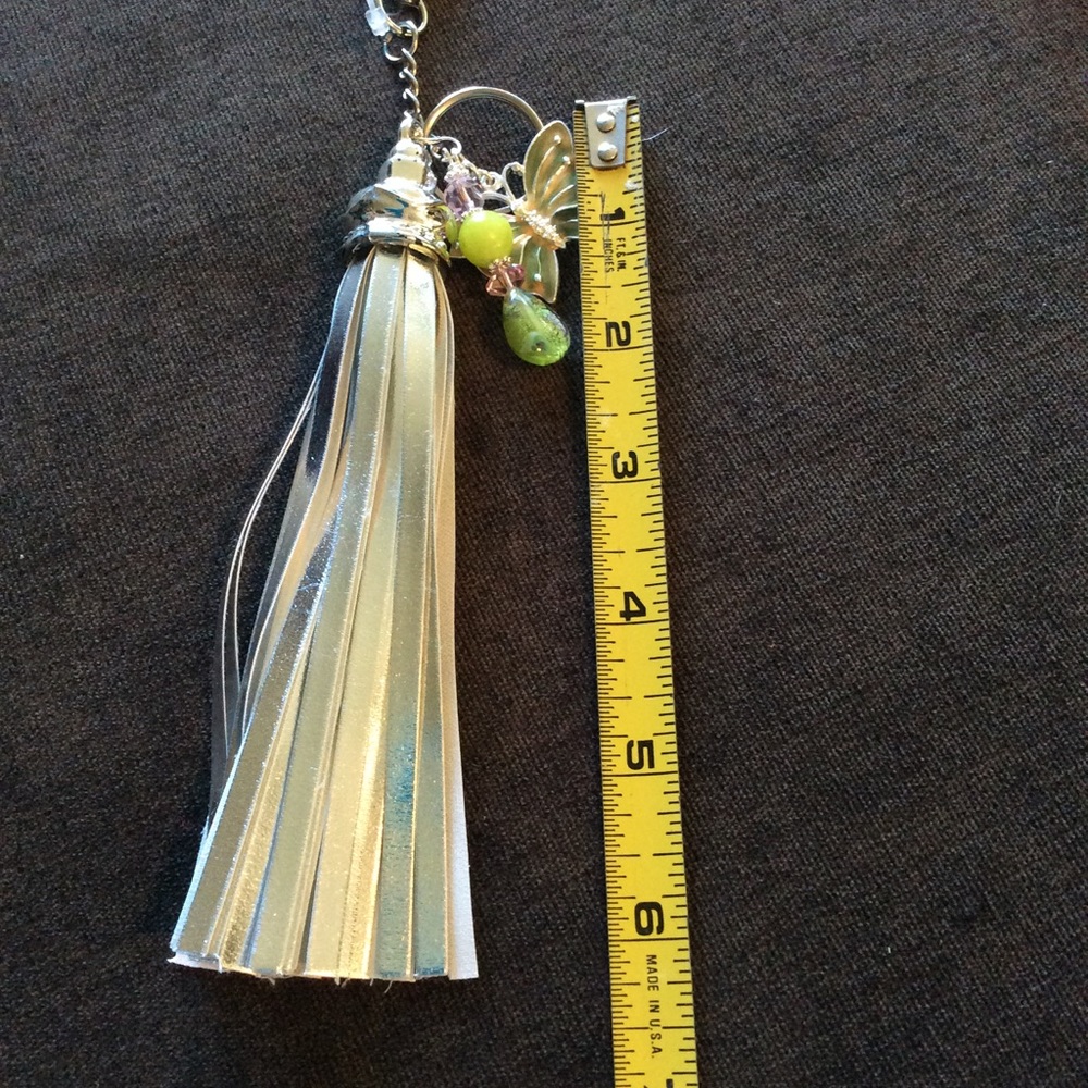 Silver vegan purse tassel with butterfly charm - Picture 7 of 7